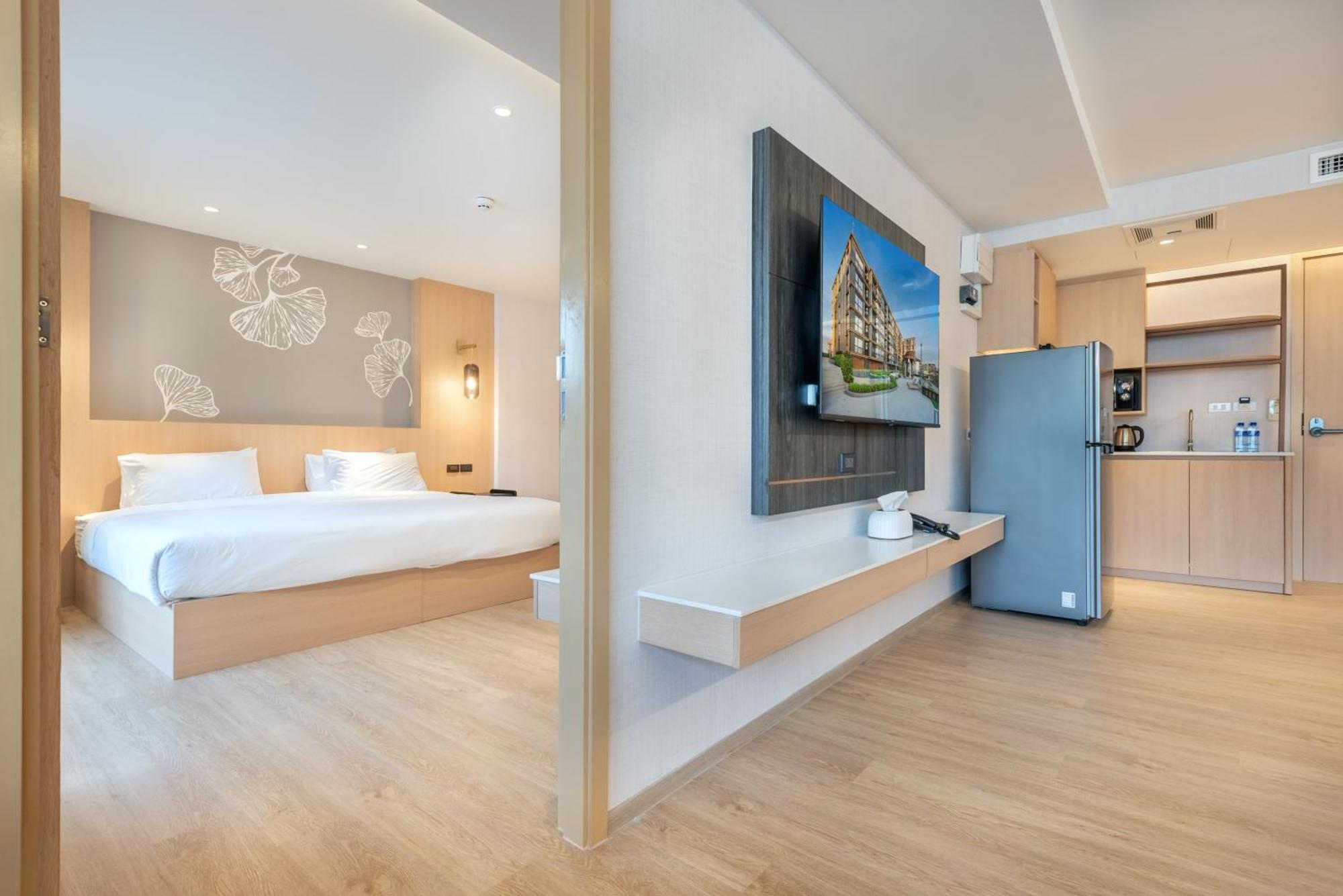 Salaya One Hotel & Service Apartment Buitenkant foto