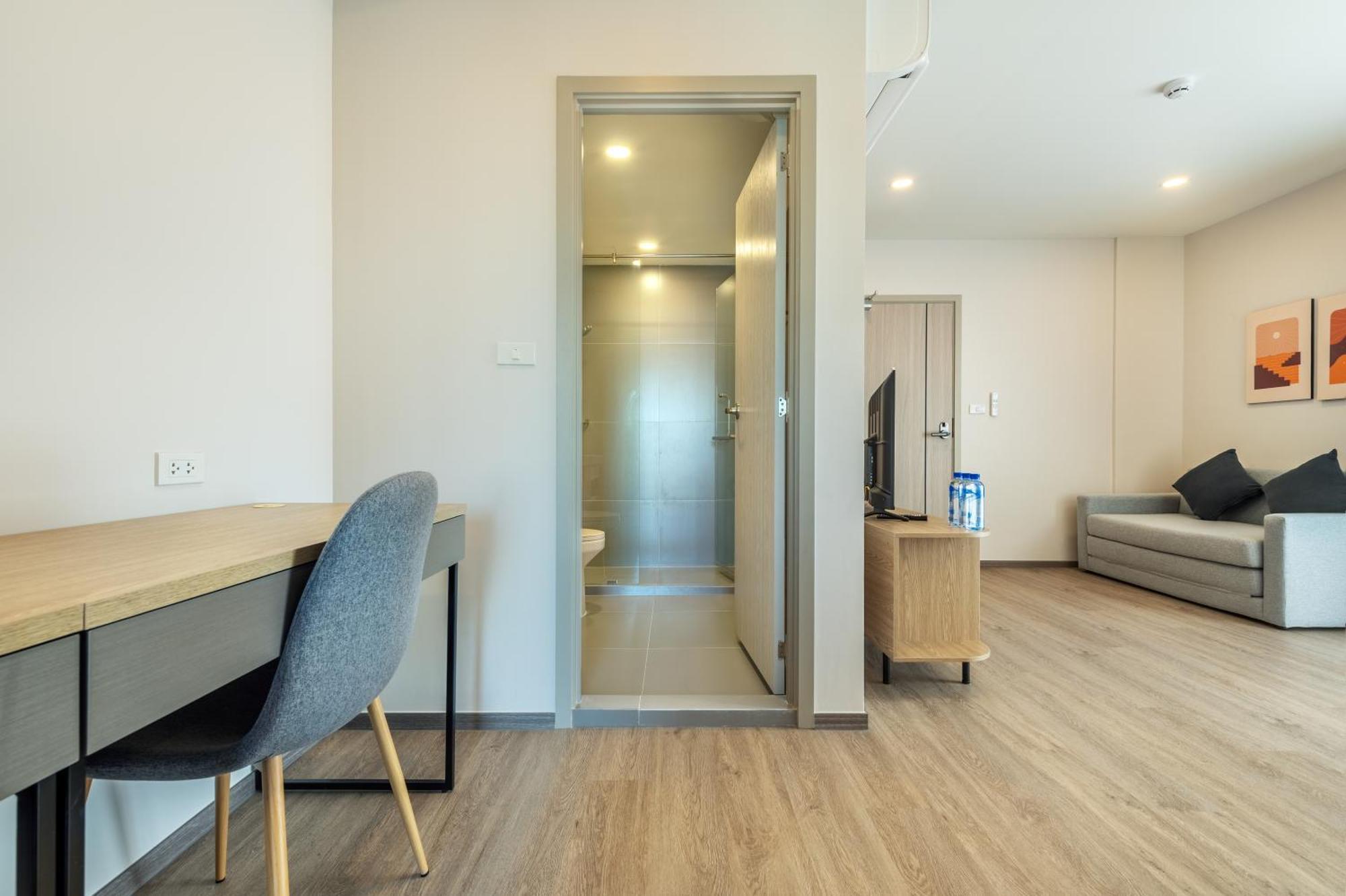 Salaya One Hotel & Service Apartment Buitenkant foto