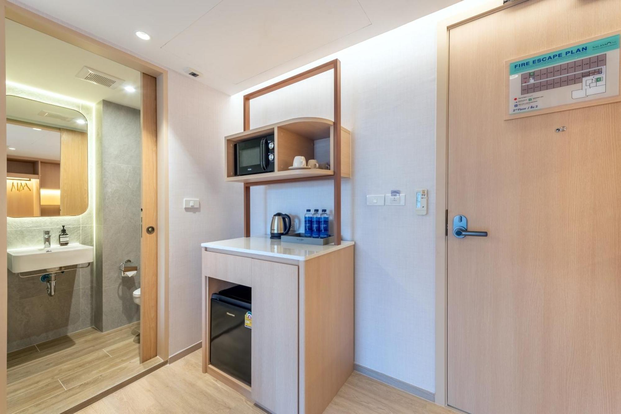 Salaya One Hotel & Service Apartment Buitenkant foto