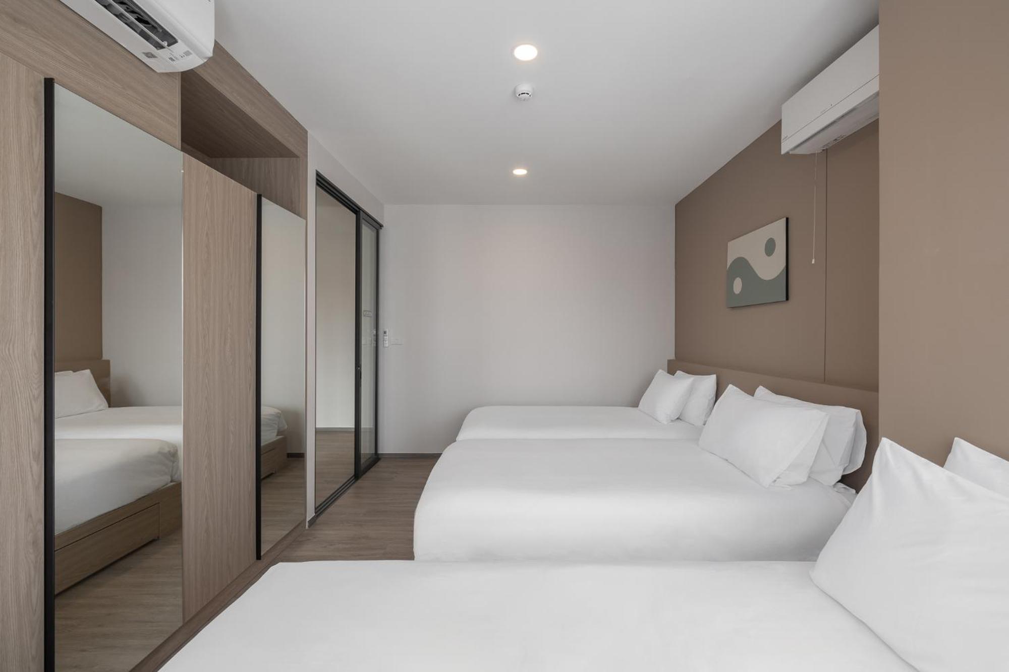 Salaya One Hotel & Service Apartment Buitenkant foto