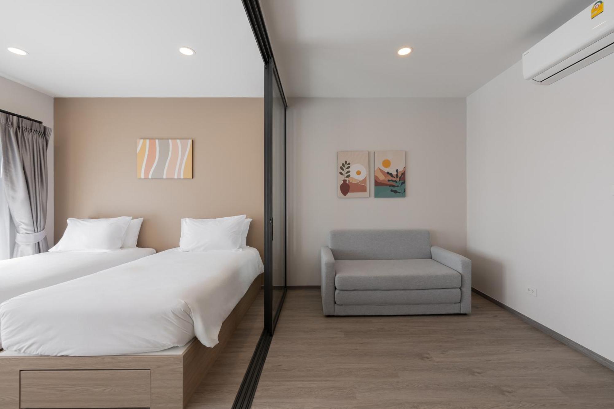 Salaya One Hotel & Service Apartment Buitenkant foto
