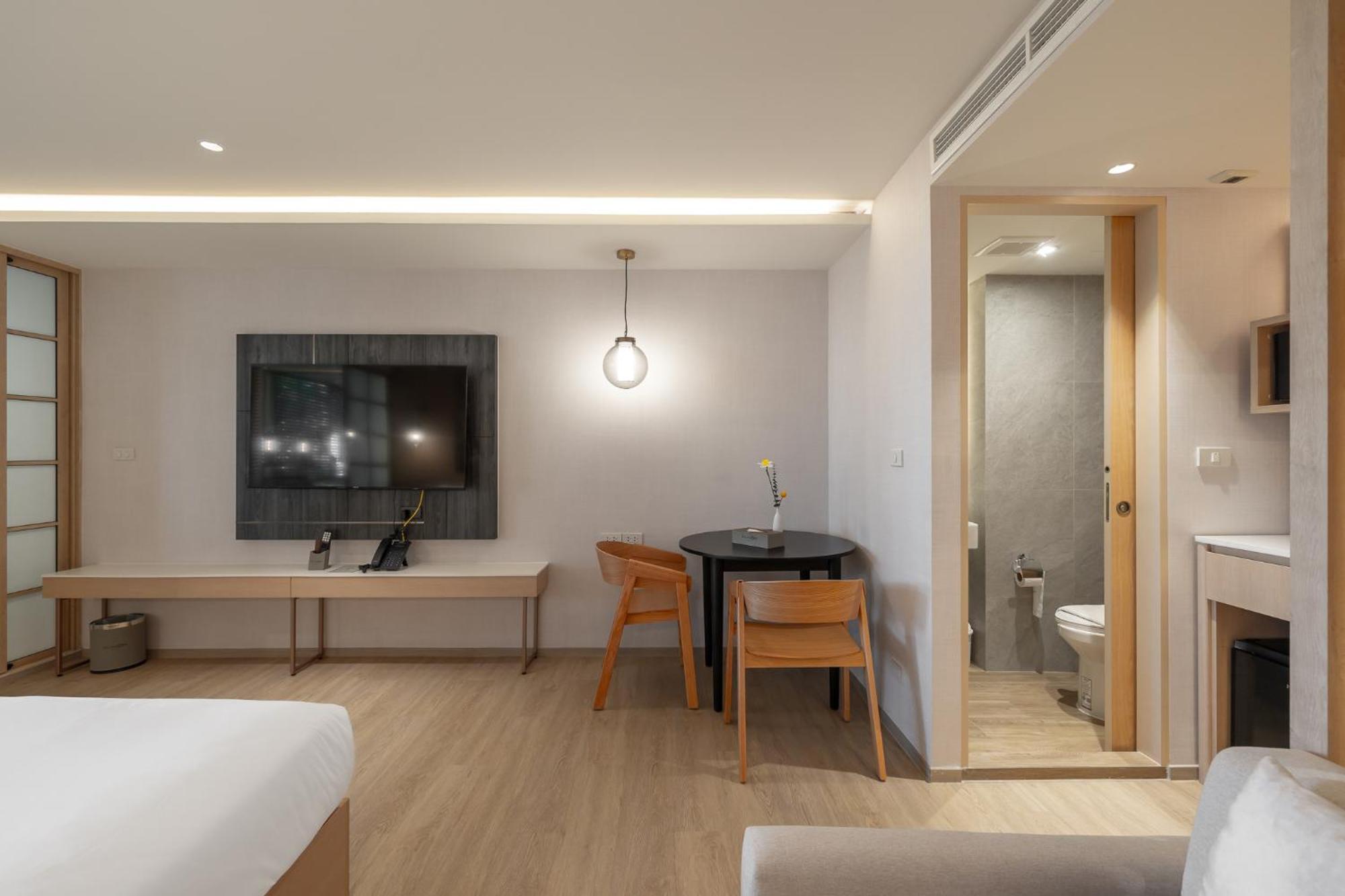 Salaya One Hotel & Service Apartment Buitenkant foto